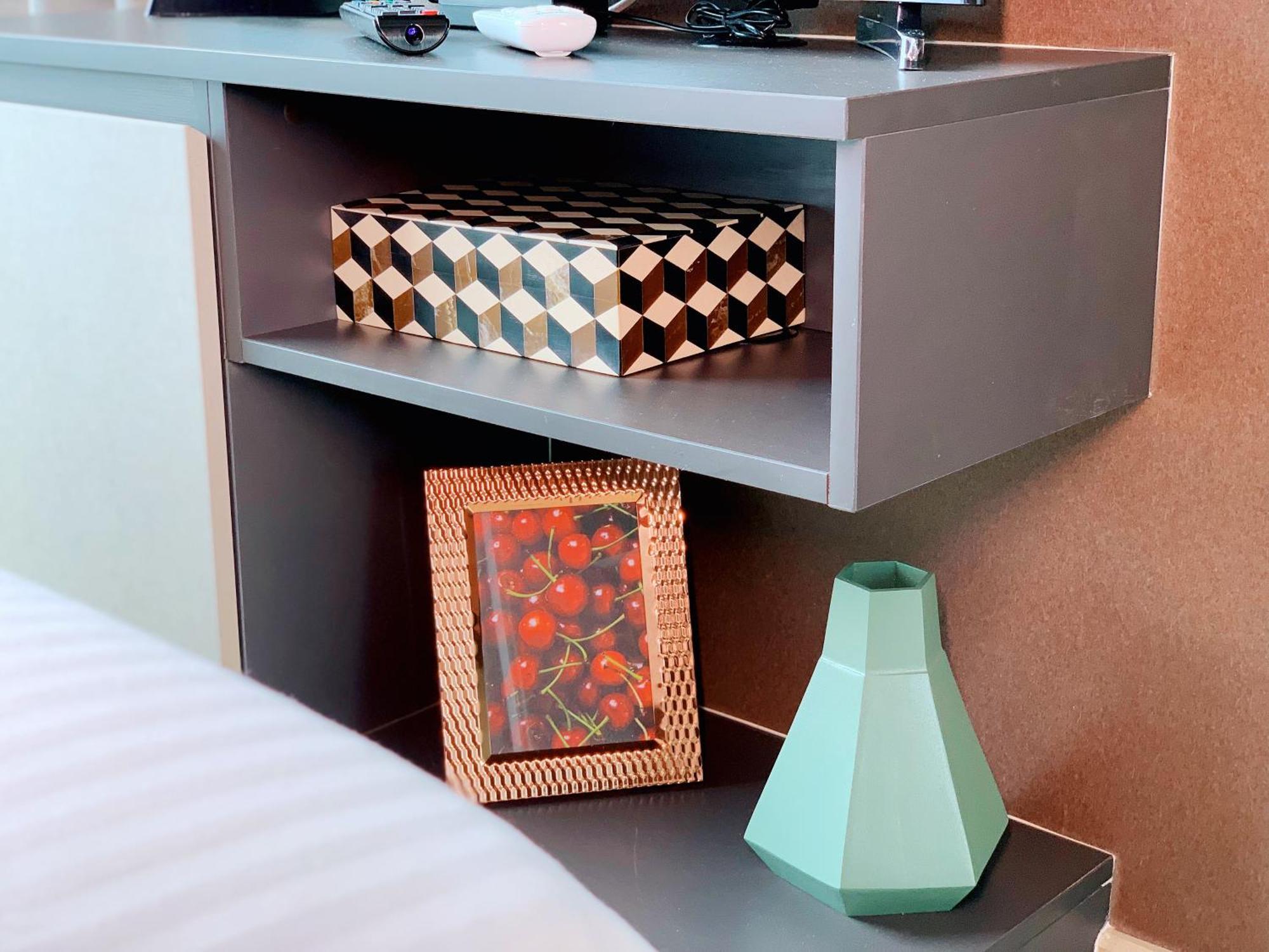 The Base Seaview Holiday Inn Pattaya Room photo